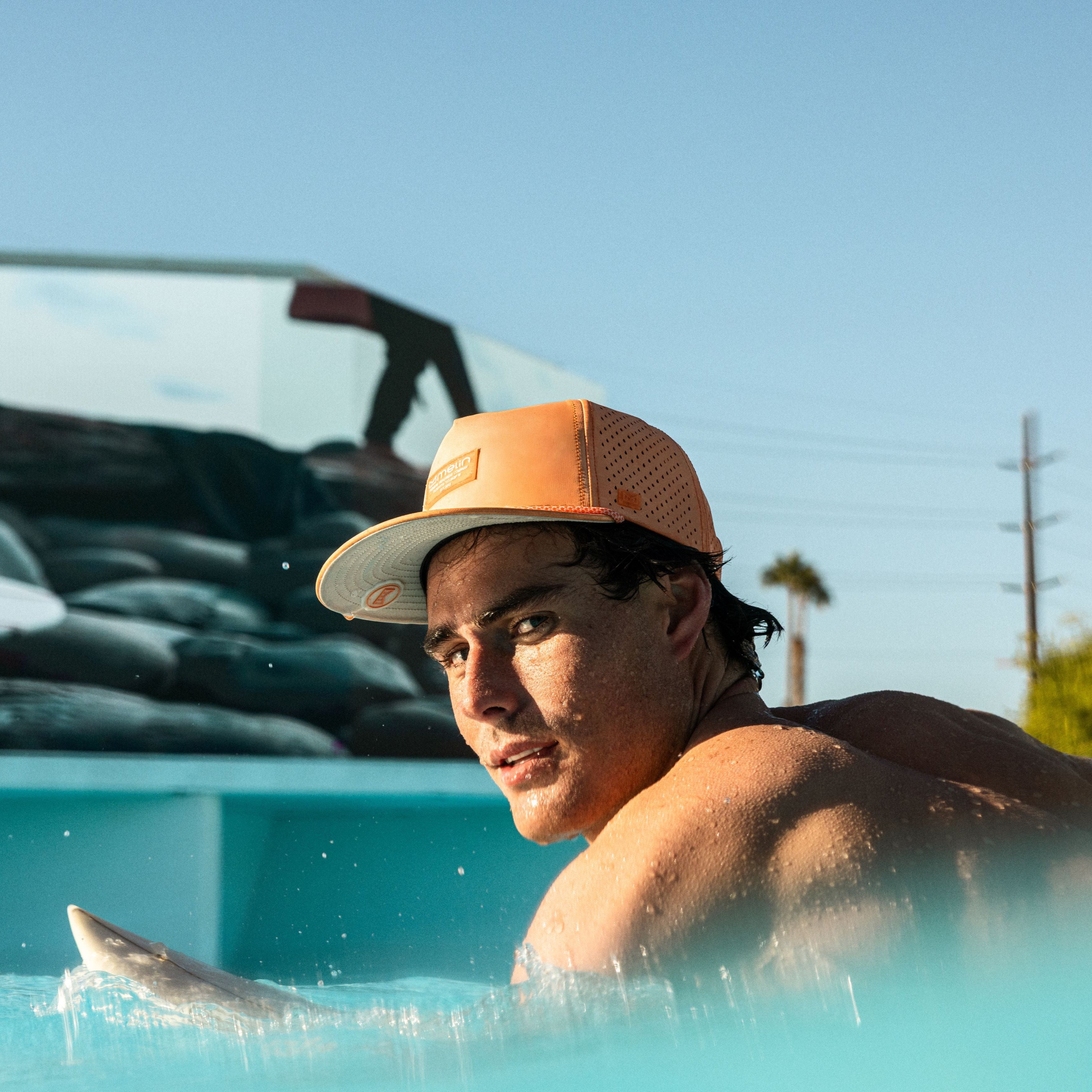 トップス melon&marron. Patterned rhinestone cropped shirt Brown For Women | Maje