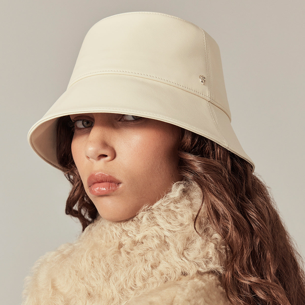 HAT52100_Parchment_2.jpg?v=