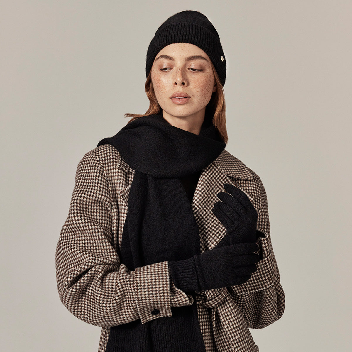 Vivian Cashmere Beanie – Hats.com