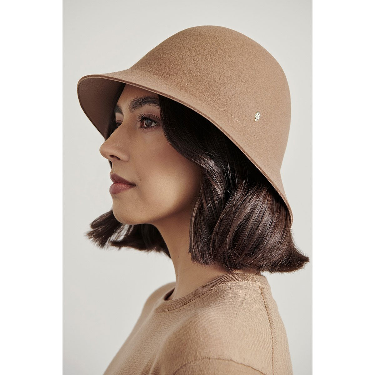 Mariko Cloche – Hats.com
