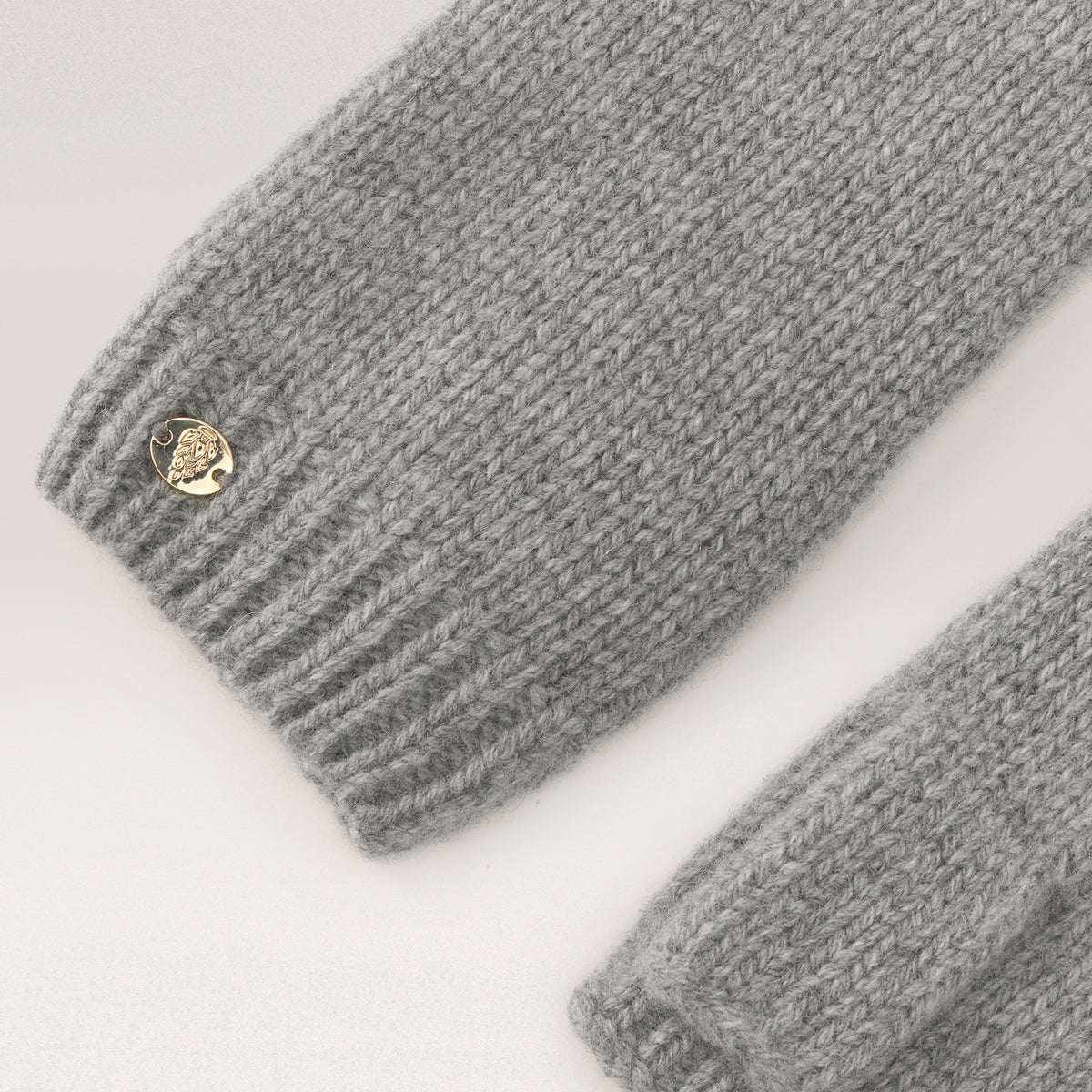color-mid-grey-melange