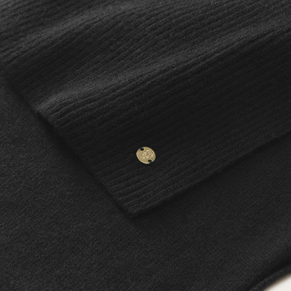 color-black