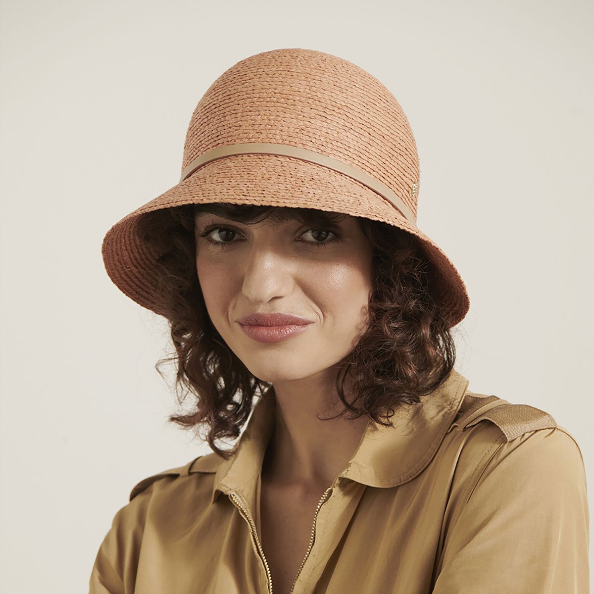 Besa 6 Cloche – Hats.com