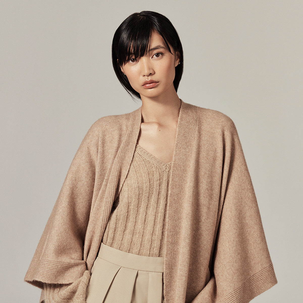 Clara Poncho – Hats.com